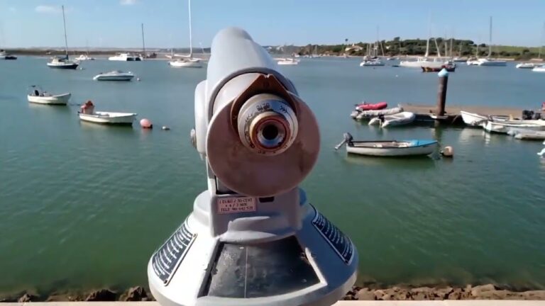 Centro Comunit&aacute;rio de Alvor: Um Hub Vital para a Comunidade