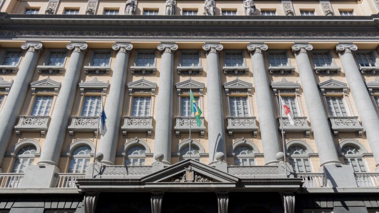 Qualidade de Denunciado: Melhorando a Eficiência do Processo de Denúncias