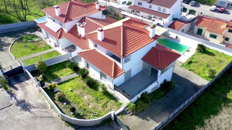 Parcerias Estrat&eacute;gicas em Moradia: Transformando Vidas e Comunidades